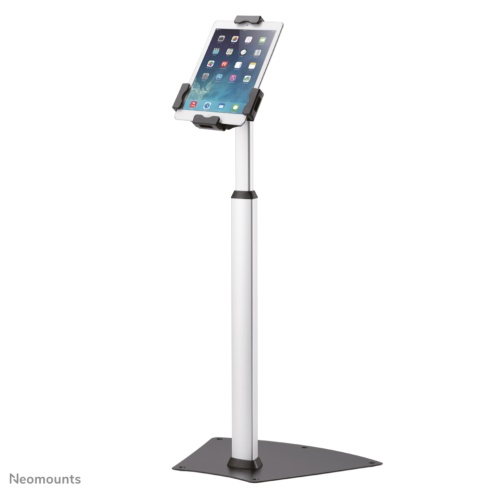 El Neomounts by Newstar TABLETS200SILVER es un soporte de suelo para la mayoría de las tabletas de 7.9"-10.5", bloqueable - Plateado